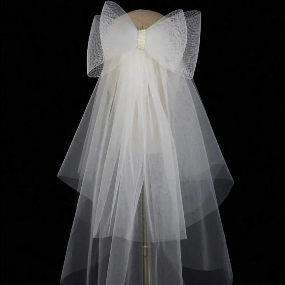 Anthro Bridal Bow Veil – Tulle Hair Accessory – Modern Bride